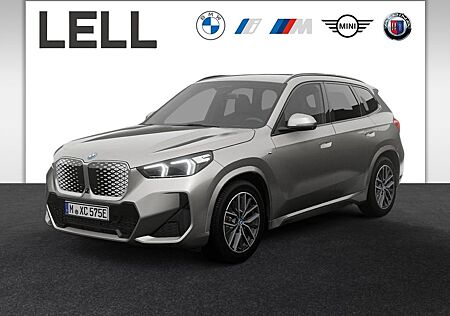 BMW iX1 eDrive20 M Sportpaket / Premiumpaket / AHK /