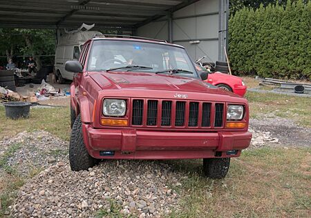 Jeep Cherokee 4.0 "ORVIS", RHD, LPG