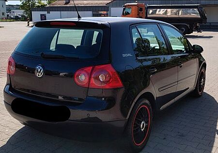 VW Golf Volkswagen 1.6 (102PS) Benzin "GOAL"