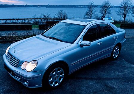 Mercedes-Benz C 180 KOMPRESSOR ELEGANCE Elegance