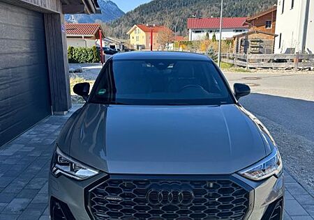 Audi Q3 45 TFSI quattro S tronic S line
