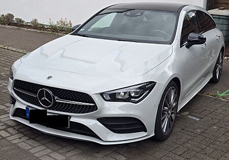 Mercedes-Benz CLA 200 Shooting Brake - AMG Line + Garantie
