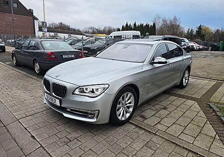 BMW 750d xDrive LCI*2.HAND*LED*HUD*360°*SOFT*AHK*ACC