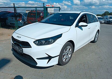 Kia Cee'd / Ceed 1.5 T-GDI Xenon Kamera