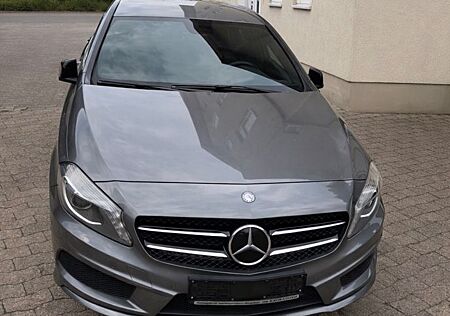 Mercedes-Benz A 220 A 220d AMG Line