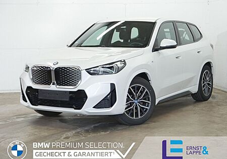 BMW iX1 xDrive30 M Sport || AHK 360°Kamera HeadUp