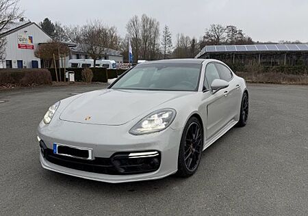 Porsche Panamera 4S Diesel S