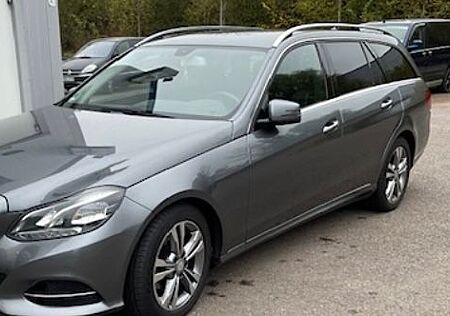 Mercedes-Benz E 200 BlueTEC T AVANTGARDE AVANTGARDE