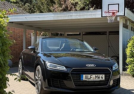 Audi TT Roadster 2017 (Cabrio, Automatik, unfallfrei)