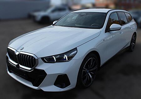 BMW 520i Touring M Sport AHK 20" H&K Ambiente