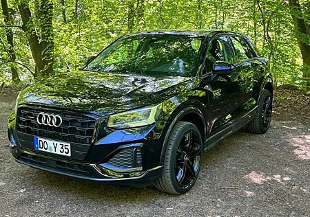 Audi Q2 40 TFSI S tronic quattro - Vollausstattung -