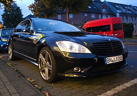 Mercedes-Benz S 320 CDI -