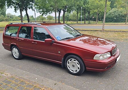 Volvo V70 mit einer Laufleistung von 153200km Nachweis