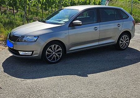 Skoda Rapid 1.2 TSI 81kW Drive Spaceback Drive