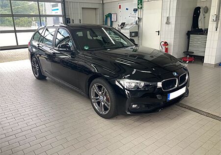 BMW 320i F31 Touring HEADUP, MLENKR, KERAMIK, AUTOM