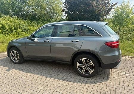 Mercedes-Benz GLC 250 4MATIC Autom. -