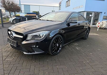 Mercedes-Benz CLA 200 / Automatik