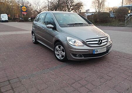 Mercedes-Benz B 170 Mercedes Sport | NEUER TÜV | Panoramadach