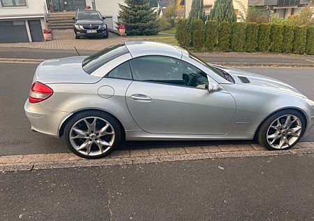 Mercedes-Benz SLK 200 KOMPRESSOR inkl. Nackenheizung