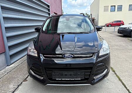Ford Kuga Titanium 4x4 Navi,Kamera,Automatik,