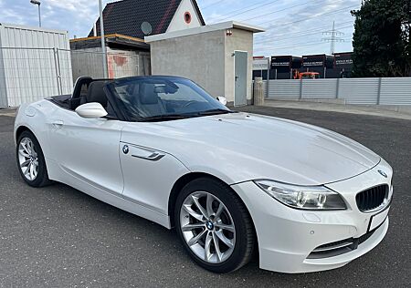 BMW Z4 sDrive18i*Leder*NaviProf.*HIFI*SHZ*LKHZ*PDC*