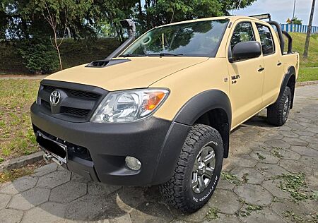 Toyota Hilux 2.5 Diesel 4x4 Klima AHK dWGR105