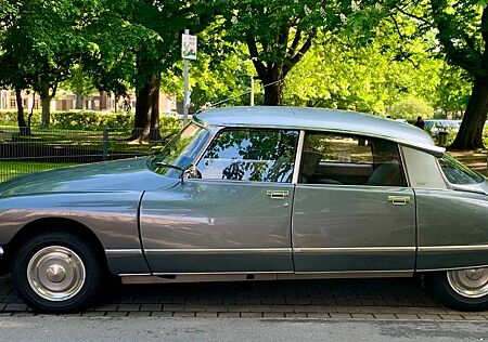 Citroën DS Pallas