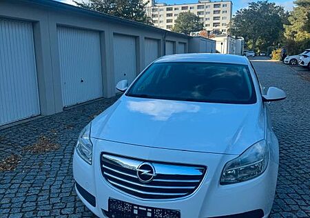 Opel Insignia 1.6 TÜV NEU 2.Hand/Klima/Scheckheft/Nav