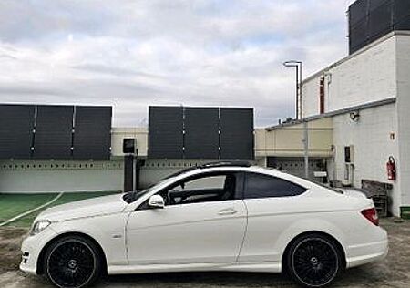 Mercedes-Benz C 350 BlueEFF. Coupé Edition 1 Autom. Edition 1
