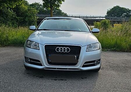 Audi A3 1.6 Sportback Attraction
