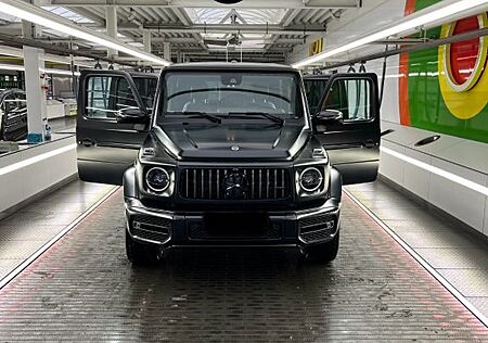 Mercedes-Benz G 63 AMG Mercedes-AMG G 63 Mercedes-AMG