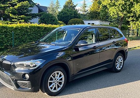 BMW X1 sDrive 18i Advantage