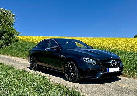 Mercedes-Benz E 63 AMG E63*NO OPF*6.900km*Service Neu+MB100*67.218€ net