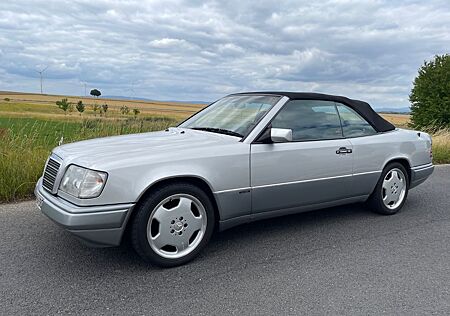 Mercedes-Benz E 220 FINAL EDITION Cabrio/Coupé HARDTOP!