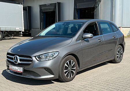 Mercedes-Benz B 180 Garantie Style*1.Hand*nur 21.000 Km*Kamera