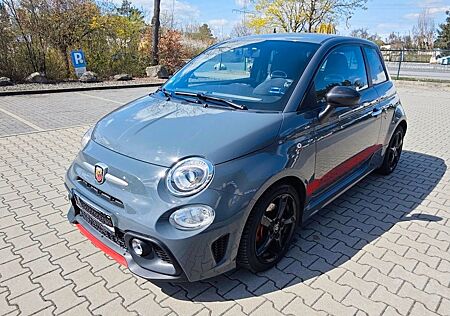 Abarth 695 1.4 T-Jet 16V XSR Yamaha XSR Yamaha
