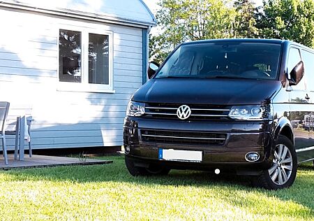 VW T5 Multivan Volkswagen "Life", DSG,Navi,Xenon,AHK,Standhzg.