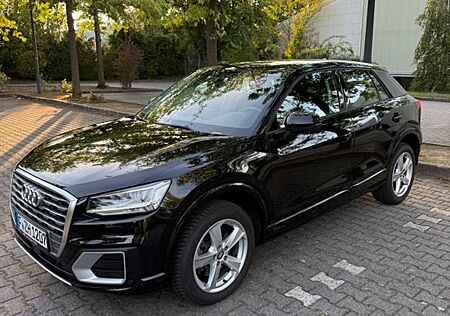 Audi Q2 30 TFSI S tronic