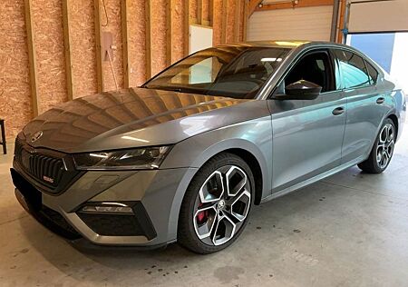 Skoda Octavia 2.0 TSI DSG RS RS