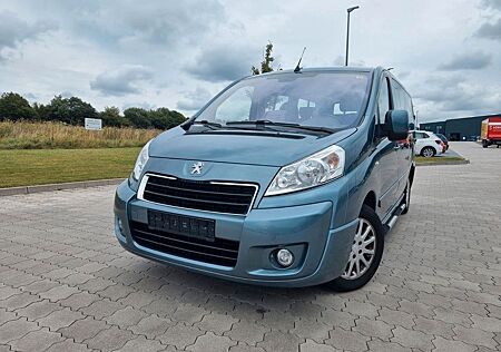 Peugeot Expert TEPEE 163PS,8SITZE,NAVI,PDC,TEMPOMAT,AHK