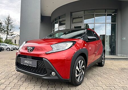 Toyota Aygo (X) AygoX Teamplayer Abstandstempomat RFK 17" Alu
