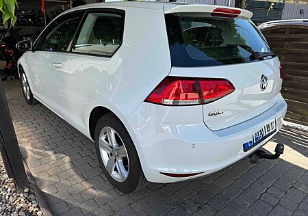 VW Golf Volkswagen 1.2 TSI 63kW BMT Comfortline 1Hd. AHK