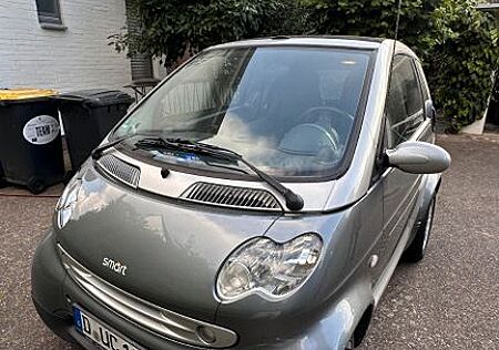 Smart ForTwo cabrio & passion mit neuem Motor