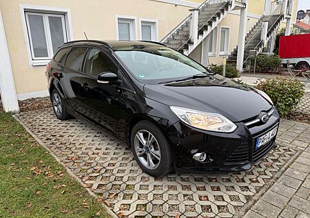 Ford Focus 1,0 EcoBoost 92kW SYNC Edition Turnier