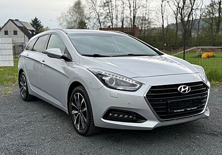 Hyundai i40 Family+ Xenon*Navi*Lenkradheiz.*8-Fach*Kamer
