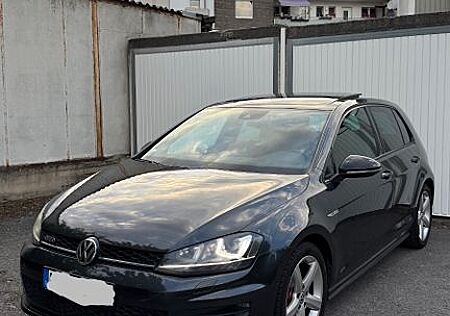 VW Golf Volkswagen VII 2.0 TDI DSG GTD PANO DYNAUDIO