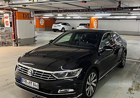 VW Passat Volkswagen 1.8 TSI DSG Highline R-line