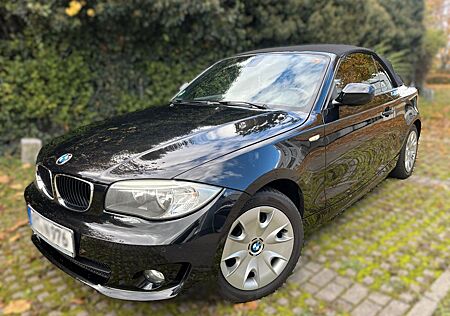 BMW 118i Cabrio*M-Paket*Navi*Leder*PDC*ALU