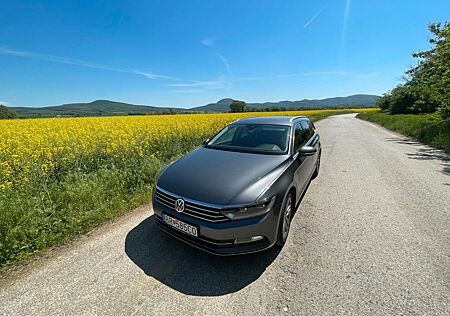 VW Passat Variant Volkswagen 2.0 TDI DSG BMT Highline Vari...