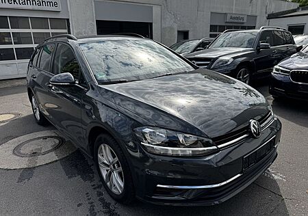 VW Golf Volkswagen VII Variant 150PS ACC STANDHEIZUNG 2. HAND